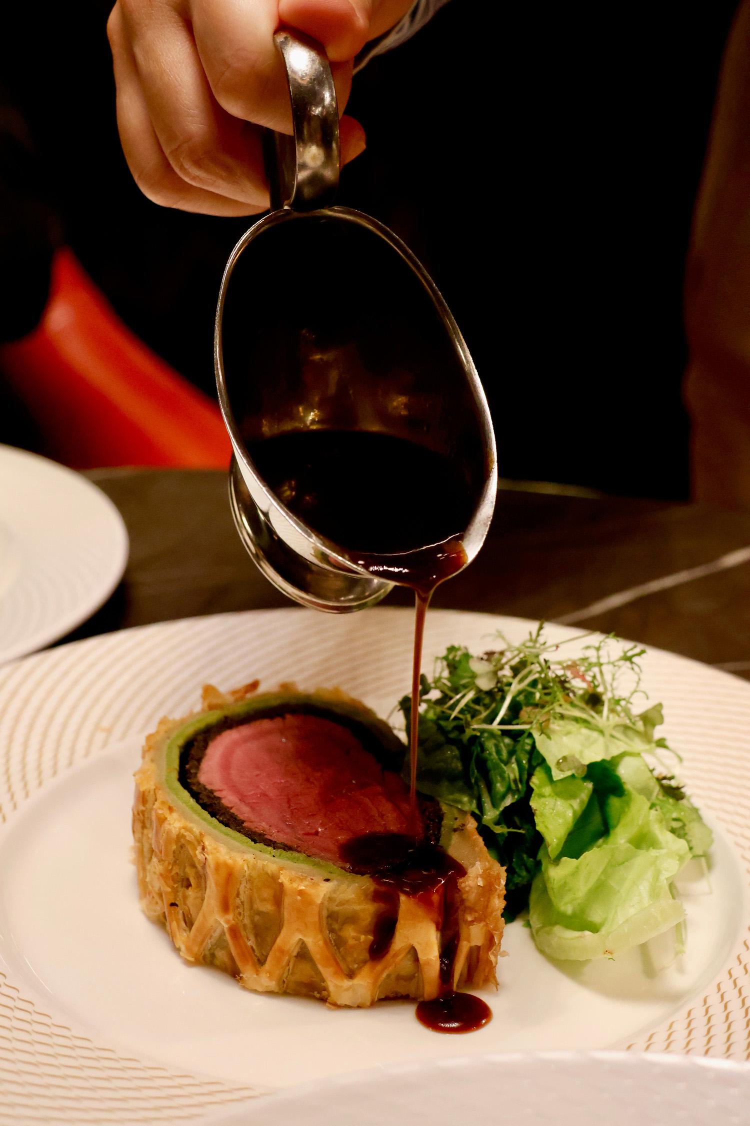 Full culinary experience, includes: breakfast, lunch, afternoon tea and dinner. Our management team and the appropriate chef will design a menu according to your preferences and organise and create an experience that exceeds your expectations, to surprise your family and guests.